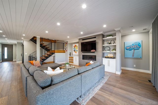 2732 S Jackson Street, Denver, CO 80210