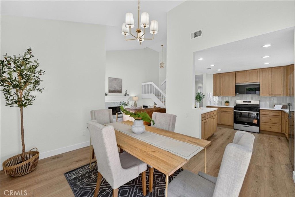 Image 15 of property listing at 43 Oxbow Creek, Laguna Hills, CA 92653