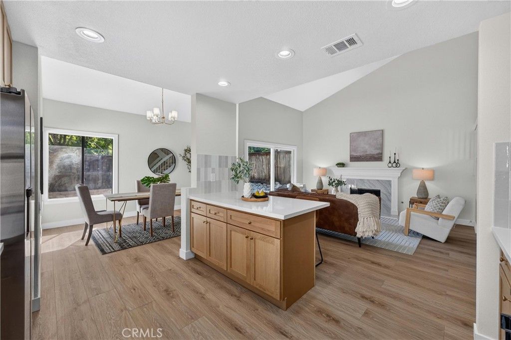 Image 23 of property listing at 43 Oxbow Creek, Laguna Hills, CA 92653