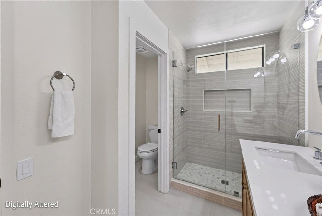 Image 40 of property listing at 43 Oxbow Creek, Laguna Hills, CA 92653