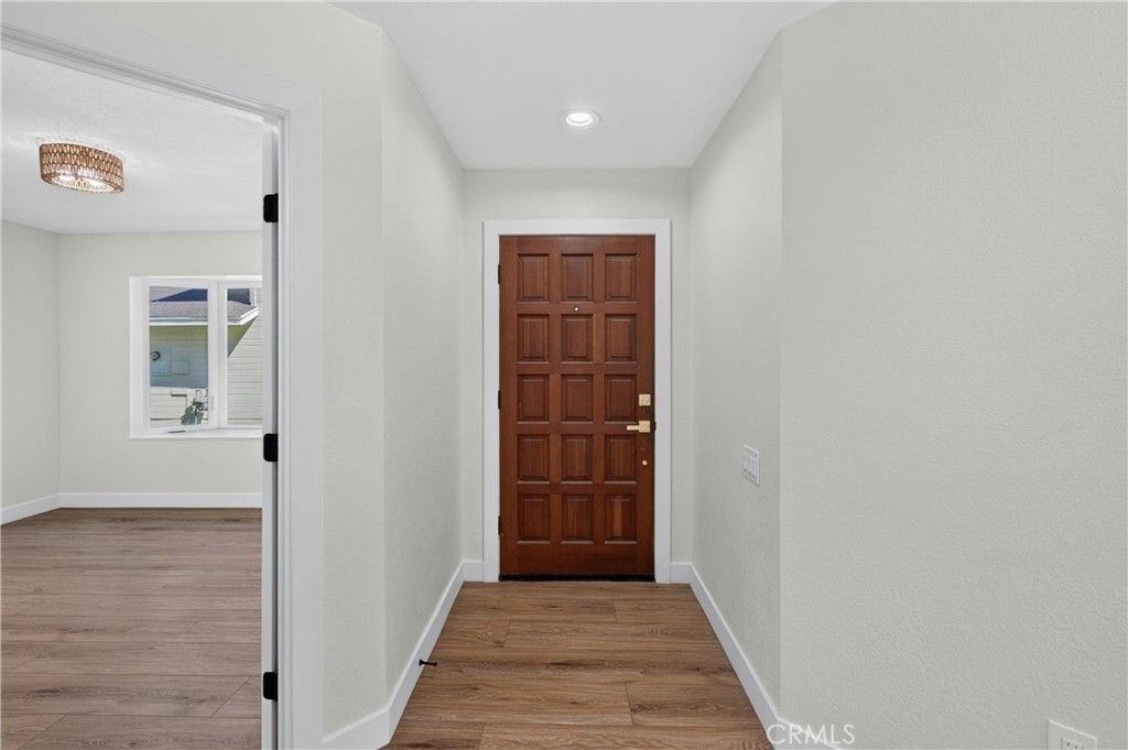 Image 6 of property listing at 43 Oxbow Creek, Laguna Hills, CA 92653