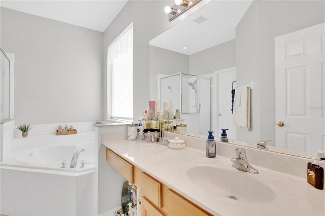 152 CASTAWAY BEACH WAY, Kissimmee, FL 34746