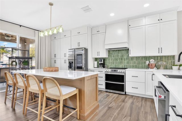 152 CASTAWAY BEACH WAY, Kissimmee, FL 34746