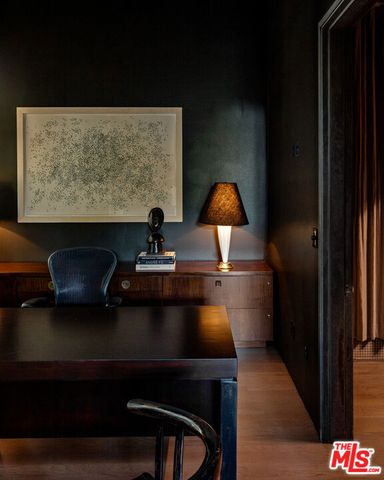 710 N Orlando Avenue 101, West Hollywood, CA 90069