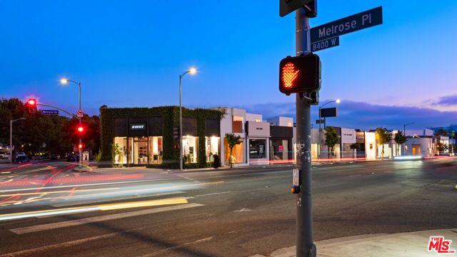 710 N Orlando Avenue 101, West Hollywood, CA 90069