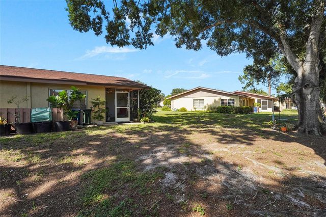 4549 TIPPECANOE TRAIL 20, Sarasota, FL 34233