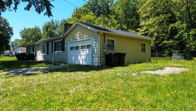 2326 Rolling Acres, Amelia, OH 45102