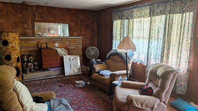 2326 Rolling Acres, Amelia, OH 45102