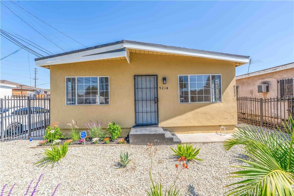 9214 Pace, Los Angeles, CA 90002 — exterior
