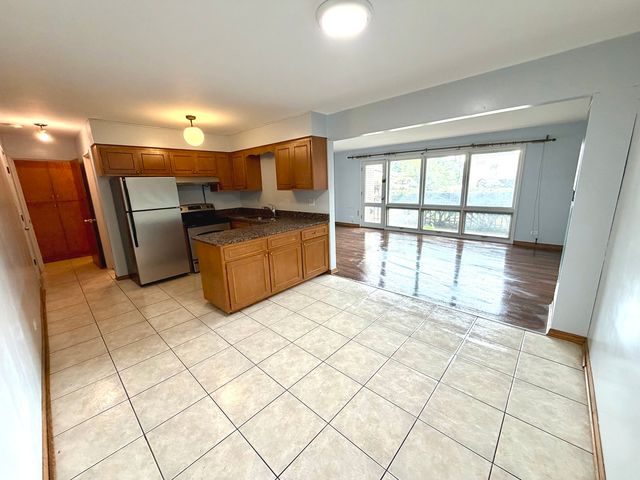 3158-3158 W 93rd Street 1C, Evergreen Park, IL 60805