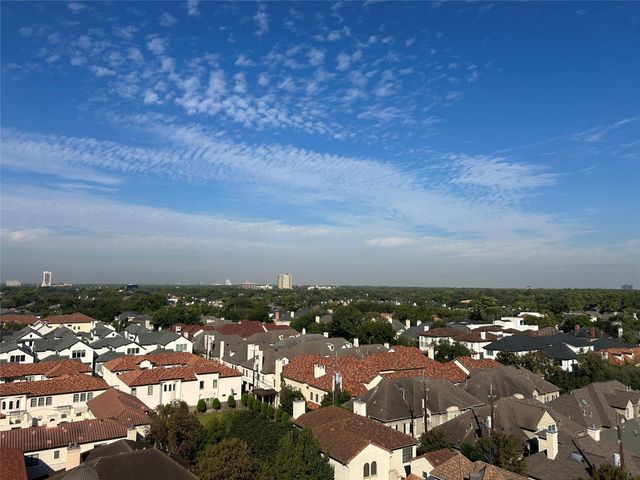 5010 Longmont Drive PH-6, Houston, TX 77056