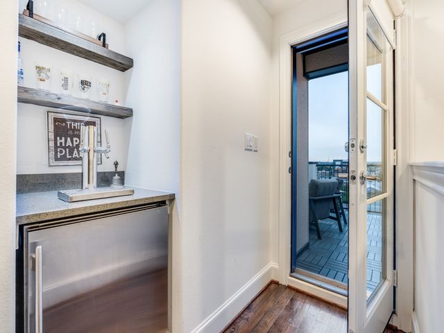 536 S Pearl Expressway, Dallas, TX 75201