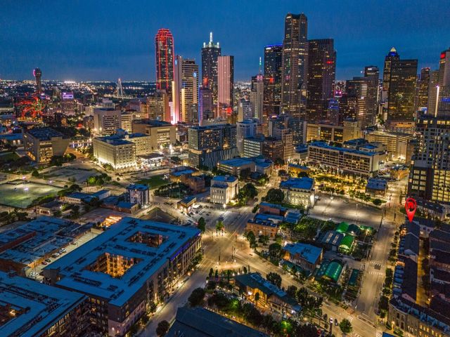 536 S Pearl Expressway, Dallas, TX 75201