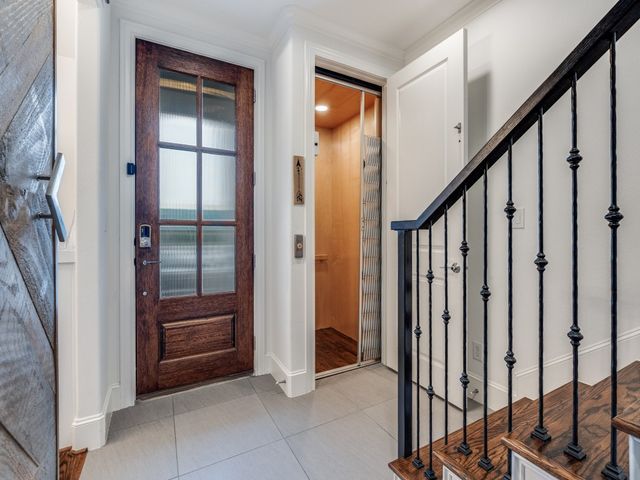 536 S Pearl Expressway, Dallas, TX 75201