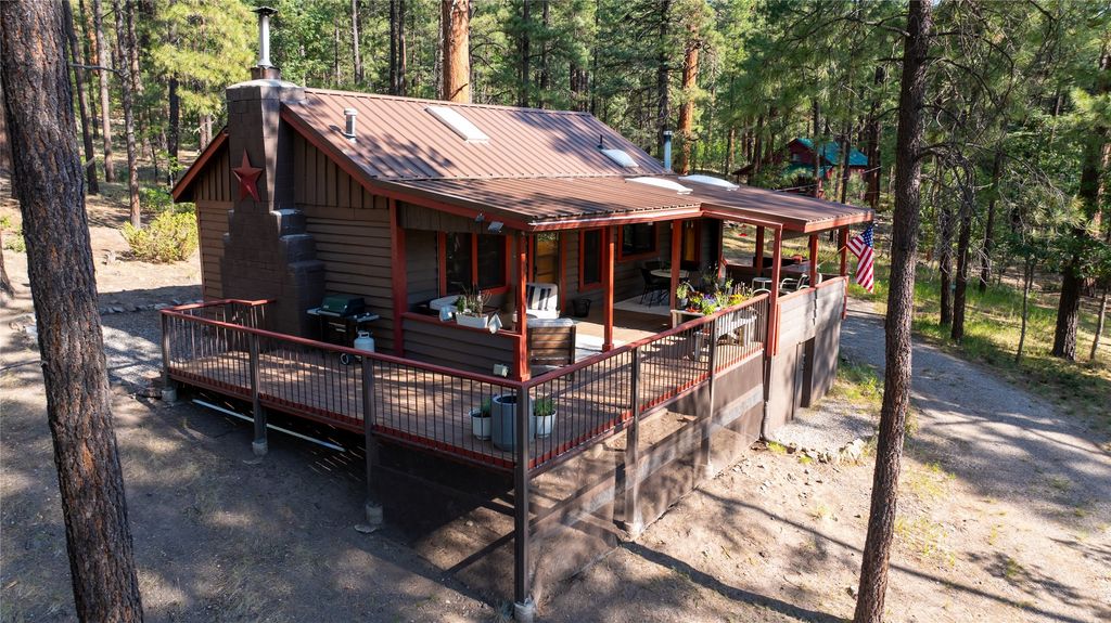 Image 1 of property listing at 578 Horseshoe Loop, Jemez Springs, NM 87025