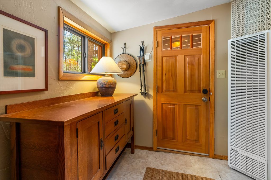 Image 14 of property listing at 578 Horseshoe Loop, Jemez Springs, NM 87025