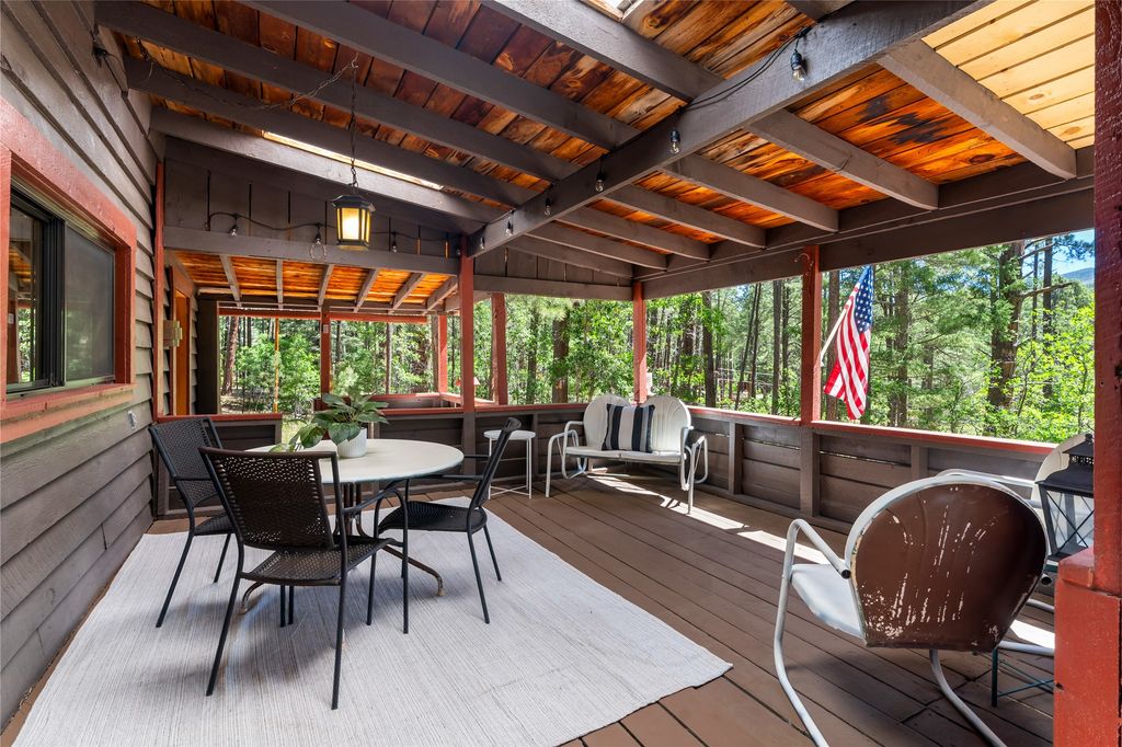 Image 26 of property listing at 578 Horseshoe Loop, Jemez Springs, NM 87025