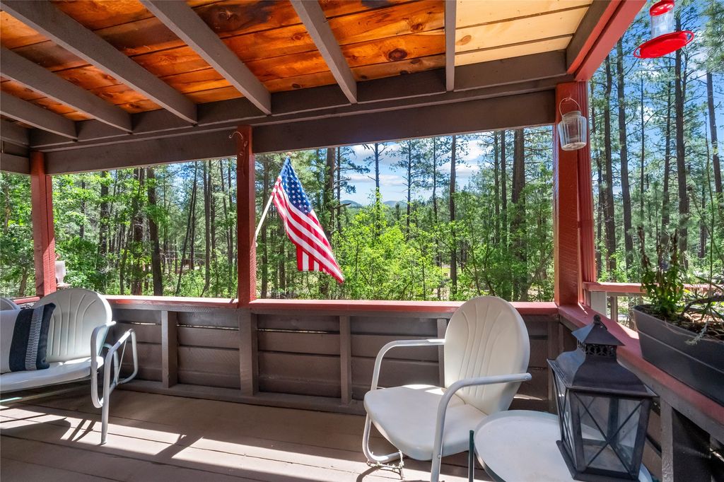 Image 27 of property listing at 578 Horseshoe Loop, Jemez Springs, NM 87025