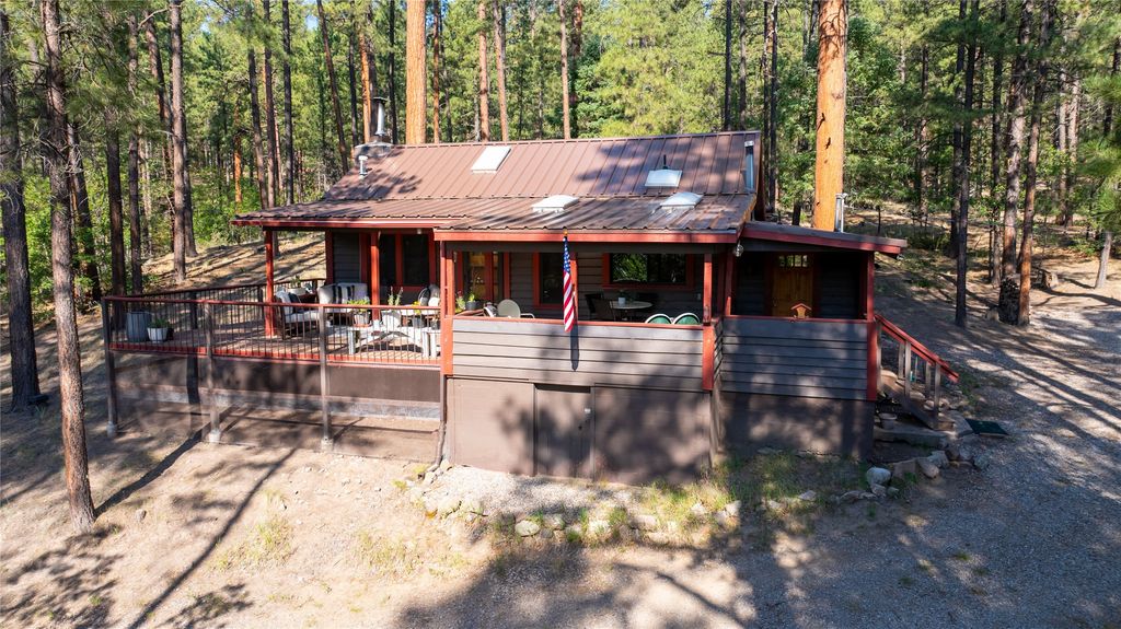Image 29 of property listing at 578 Horseshoe Loop, Jemez Springs, NM 87025