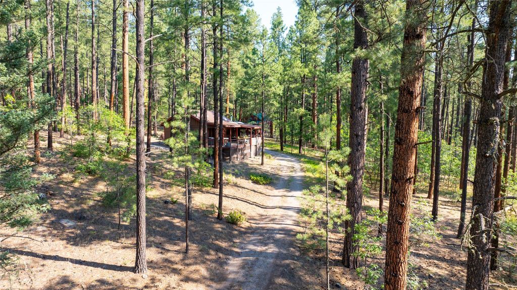 Image 49 of property listing at 578 Horseshoe Loop, Jemez Springs, NM 87025