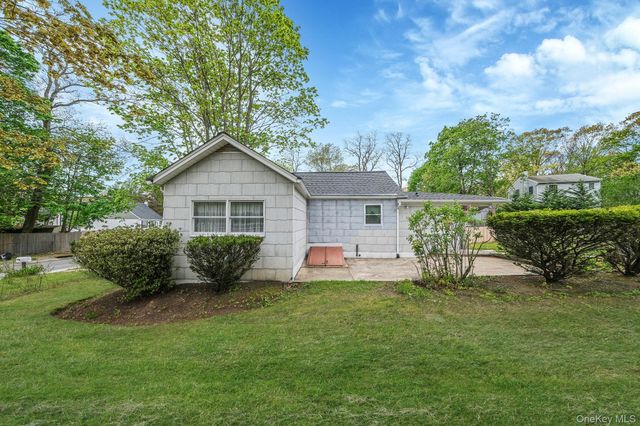 145 Locust Drive, Rocky Point, NY 11778