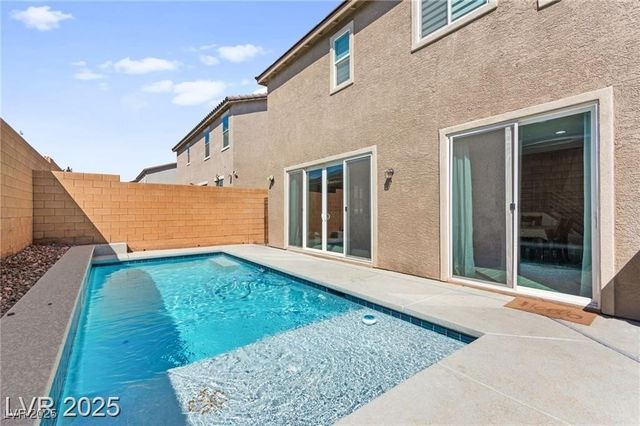10101 Heron Lake Avenue, Las Vegas, NV 89178