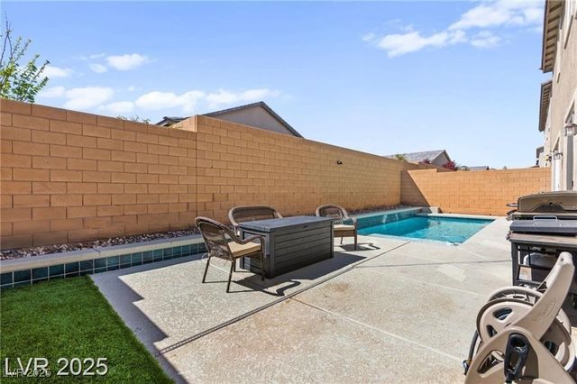 10101 Heron Lake Avenue, Las Vegas, NV 89178