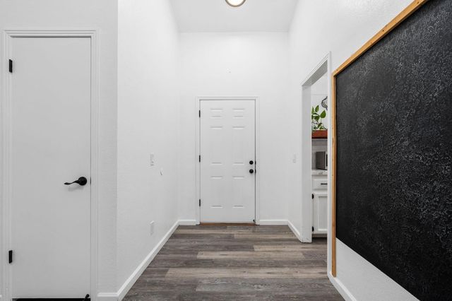 2231 Escalon Avenue, Clovis, CA 93611