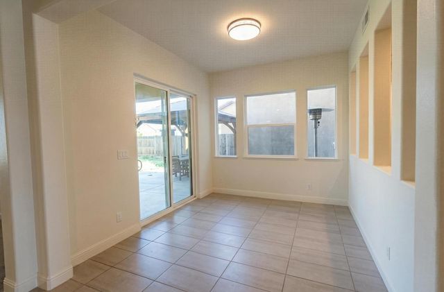 2051 Sierra Avenue, Clovis, CA 93611