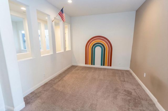 2051 Sierra Avenue, Clovis, CA 93611