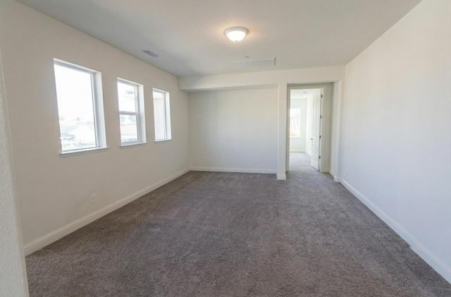 2051 Sierra Avenue, Clovis, CA 93611