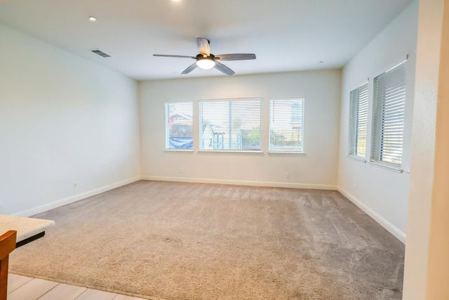 2051 Sierra Avenue, Clovis, CA 93611