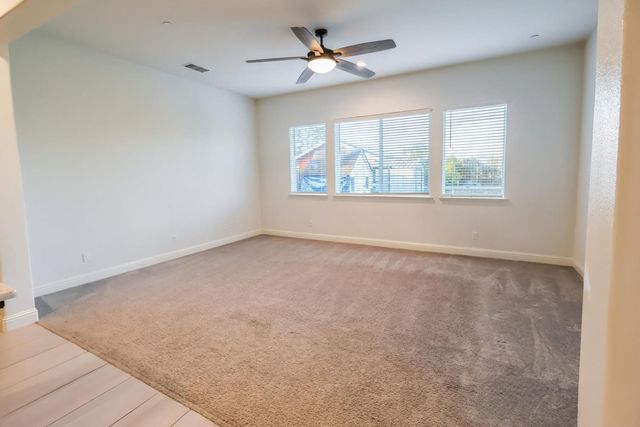 2051 Sierra Avenue, Clovis, CA 93611