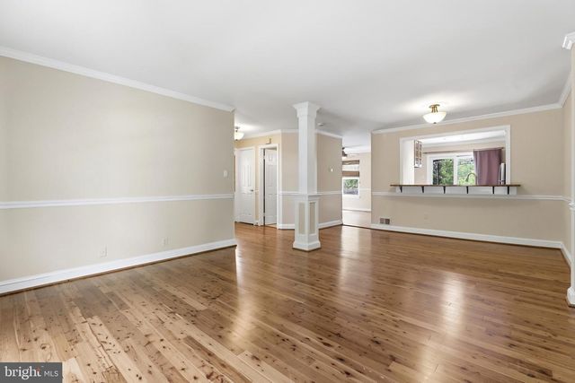 9583 WHITE PILLAR TER, Gaithersburg, MD 20882