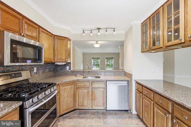 9583 WHITE PILLAR TER, Gaithersburg, MD 20882
