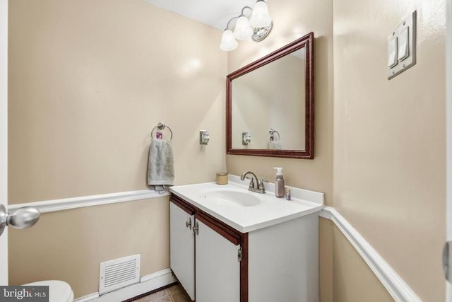 9583 WHITE PILLAR TER, Gaithersburg, MD 20882