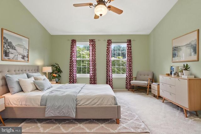 9583 WHITE PILLAR TER, Gaithersburg, MD 20882