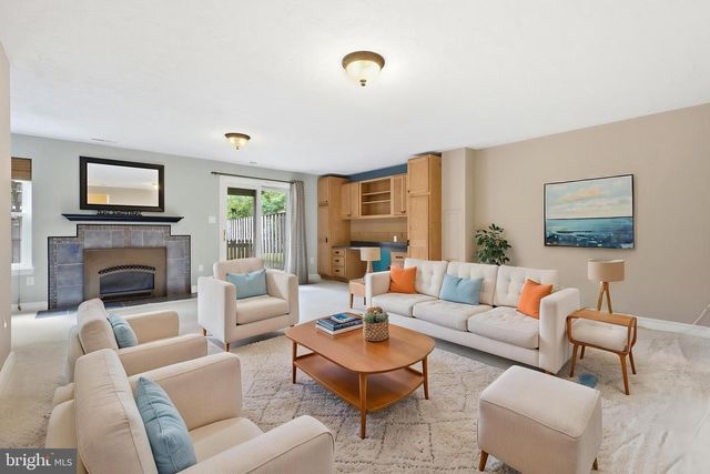 9583 WHITE PILLAR TER, Gaithersburg, MD 20882
