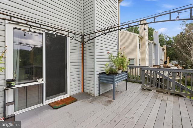 9583 WHITE PILLAR TER, Gaithersburg, MD 20882