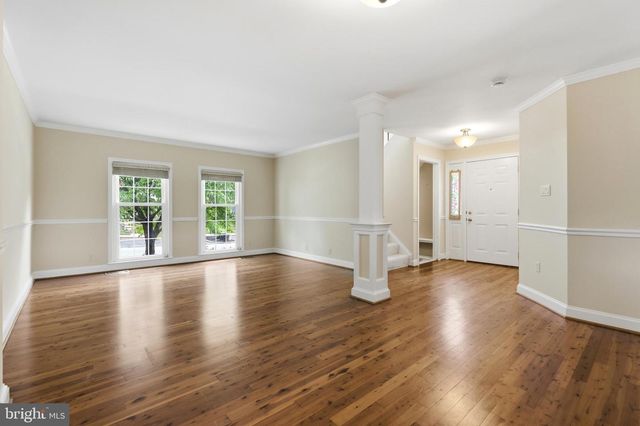 9583 WHITE PILLAR TER, Gaithersburg, MD 20882