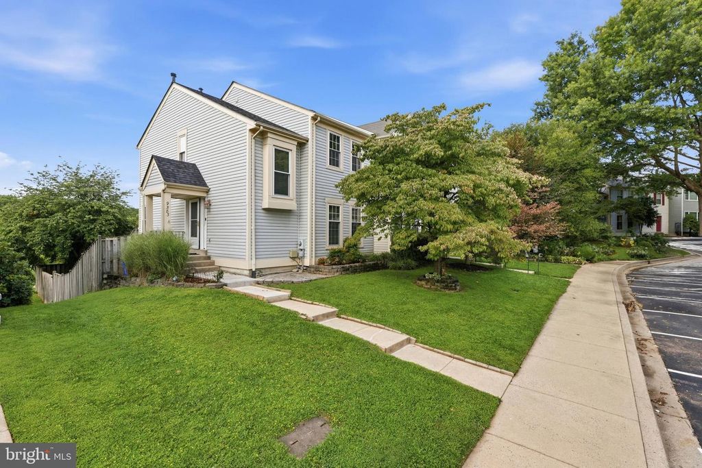 9583 WHITE PILLAR TER, Gaithersburg, MD 20882