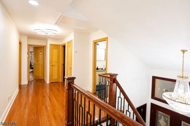 26 BENJAMIN DR, Springfield Twp., NJ 07081