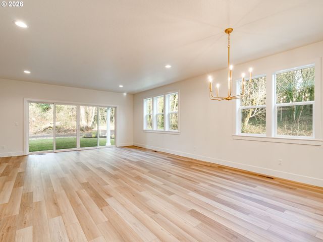 2147 Ne SPITZ Rd, Canby, OR 97013