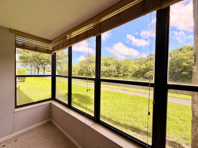 2908 S Carambola Cir Circle S 103, Coconut Creek, FL 33066