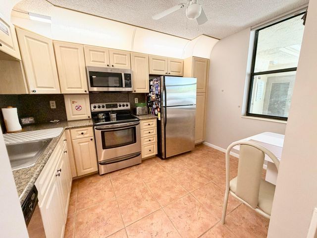 2908 S Carambola Cir Circle S 103, Coconut Creek, FL 33066