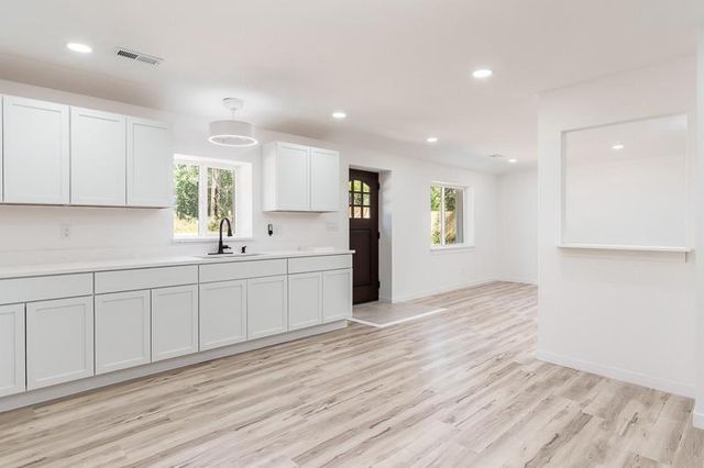 10335 W Highway 81 Road, Beloit, WI 53511