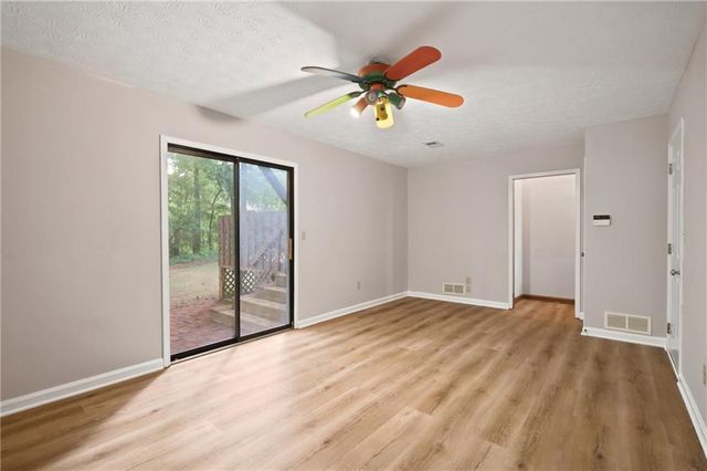 5168 Ashland Court SW, Lilburn, GA 30047