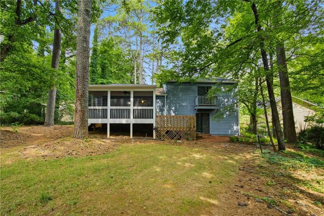 5168 Ashland Court SW, Lilburn, GA 30047