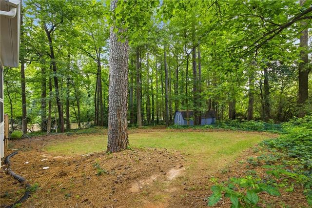 5168 Ashland Court SW, Lilburn, GA 30047