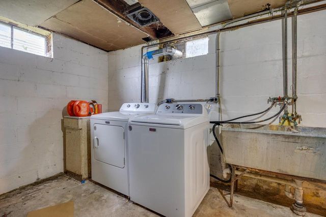 1855 Strong Avenue, Beloit, WI 53511